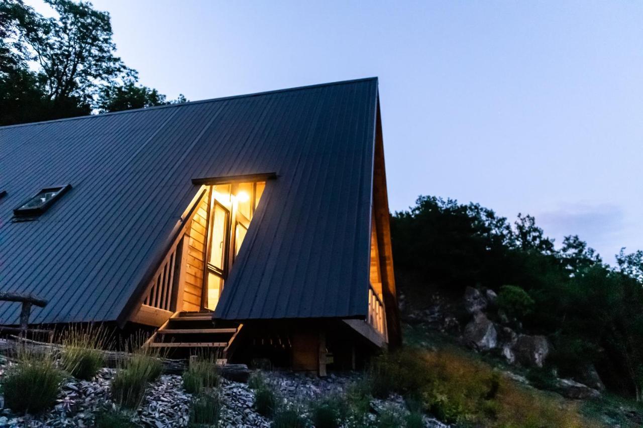 Chalets Na'Thur Lodge Fellering Bagian luar foto